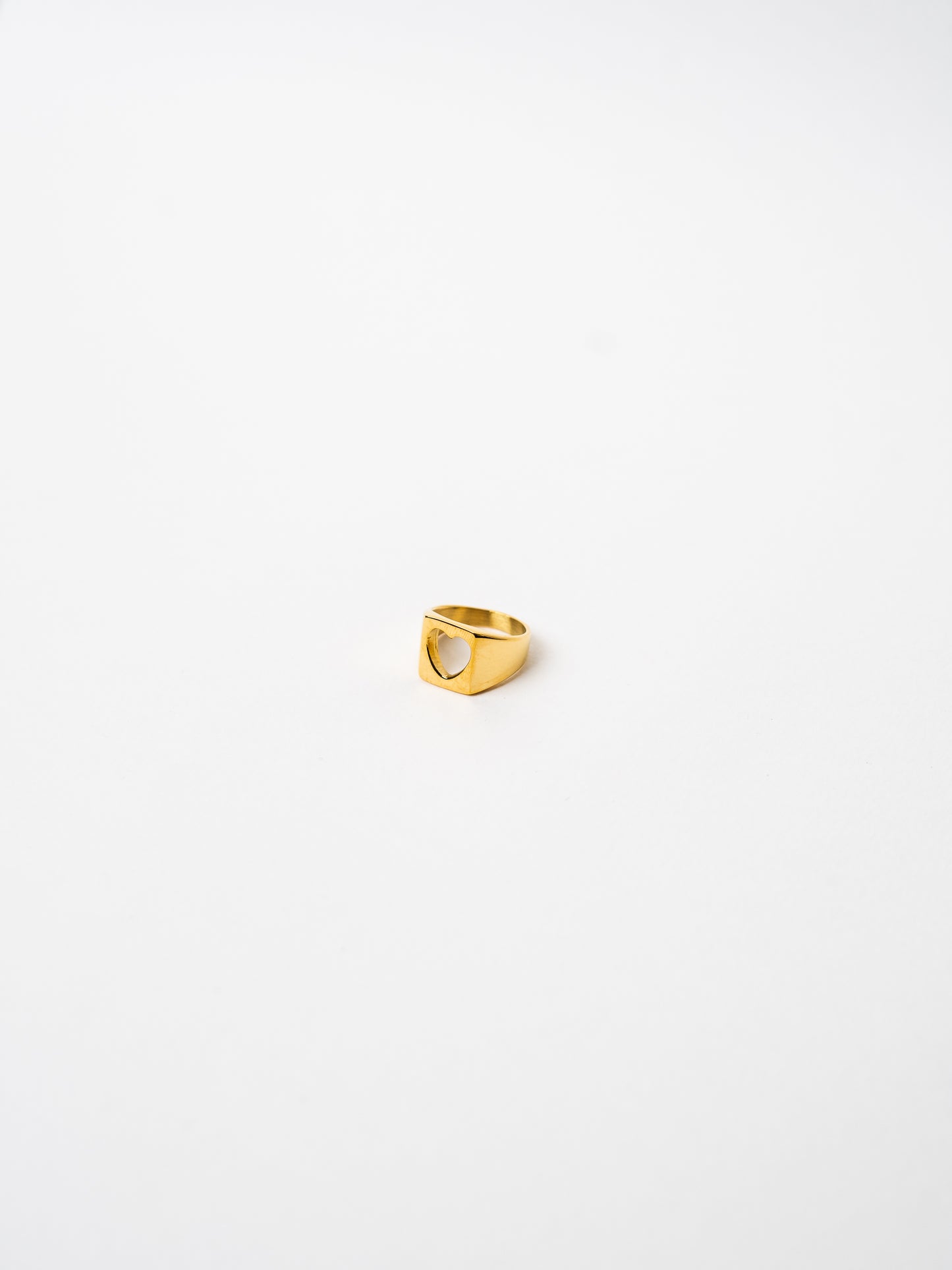 Open Heart Ring | Gold