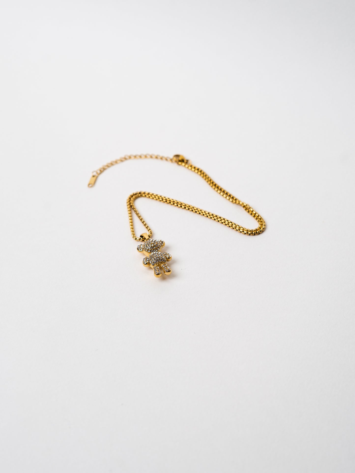 Gum Pendant & Chain