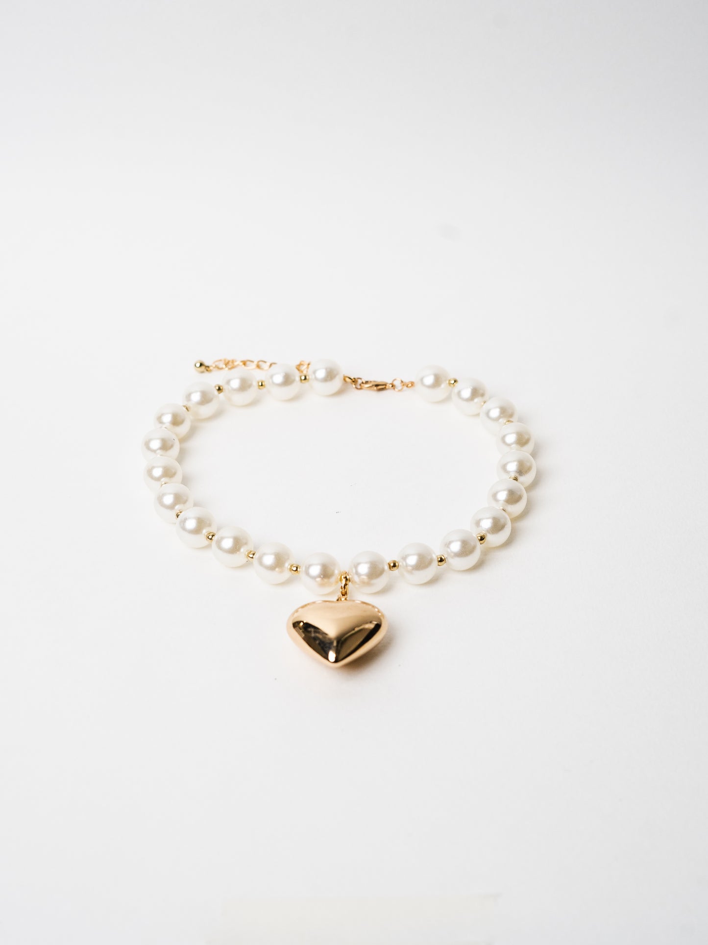 Marilyn Pearl Heart Pendant